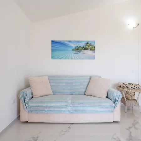 Azzurra Villa *