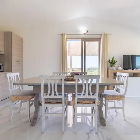Azzurra Villa *